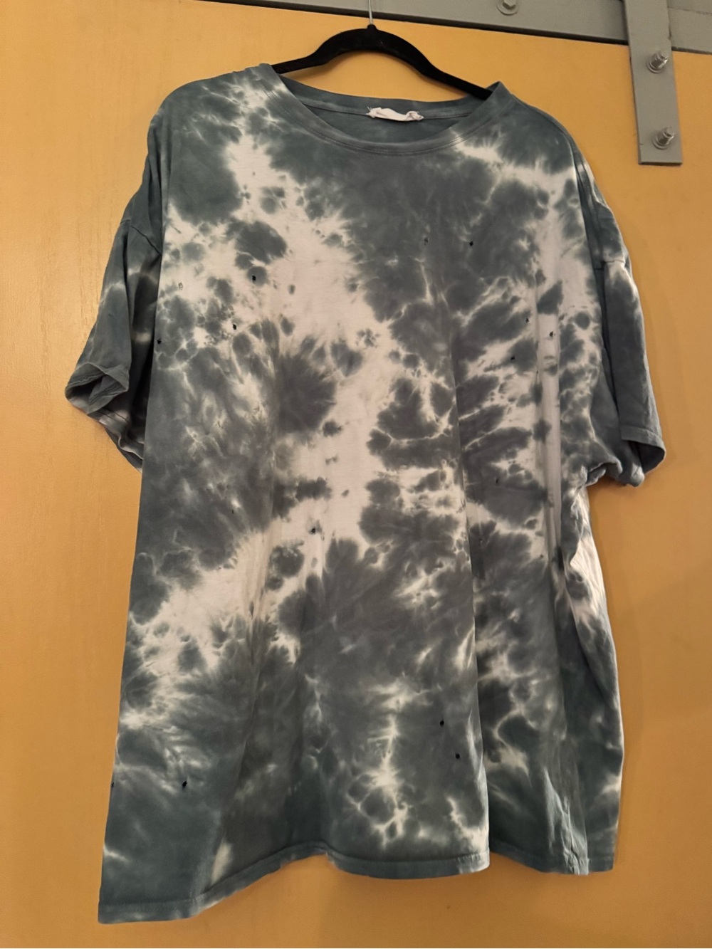 Double Zero Buckle Tie-Dye Distressed Cotton T-Shirt Gray Green White